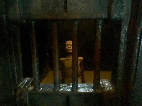 hoa lo prison
