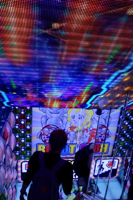 robot restaurant tokyo